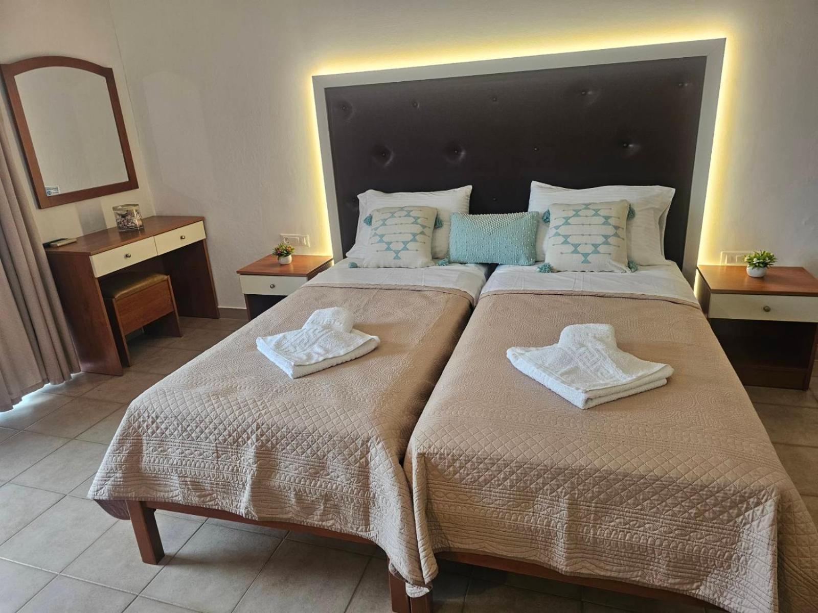 Apollonio Suites & Rooms Faliraki Rhodes Экстерьер фото